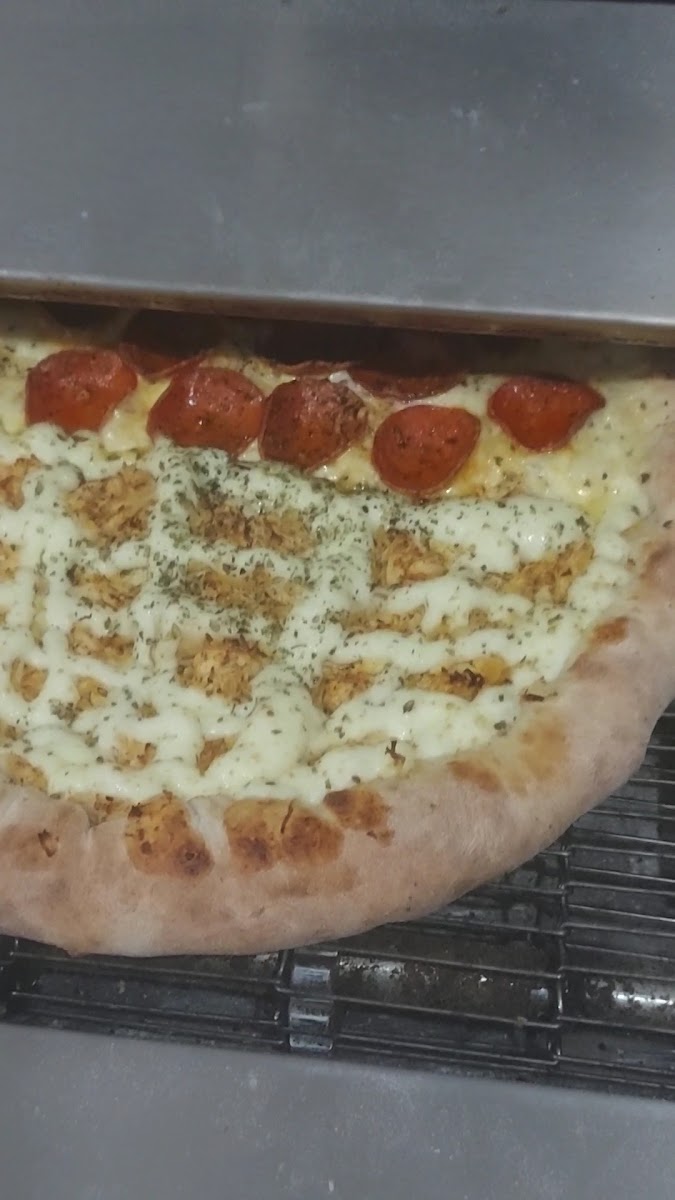 Pizzaria E Esfiharia Rafa Pizza-2