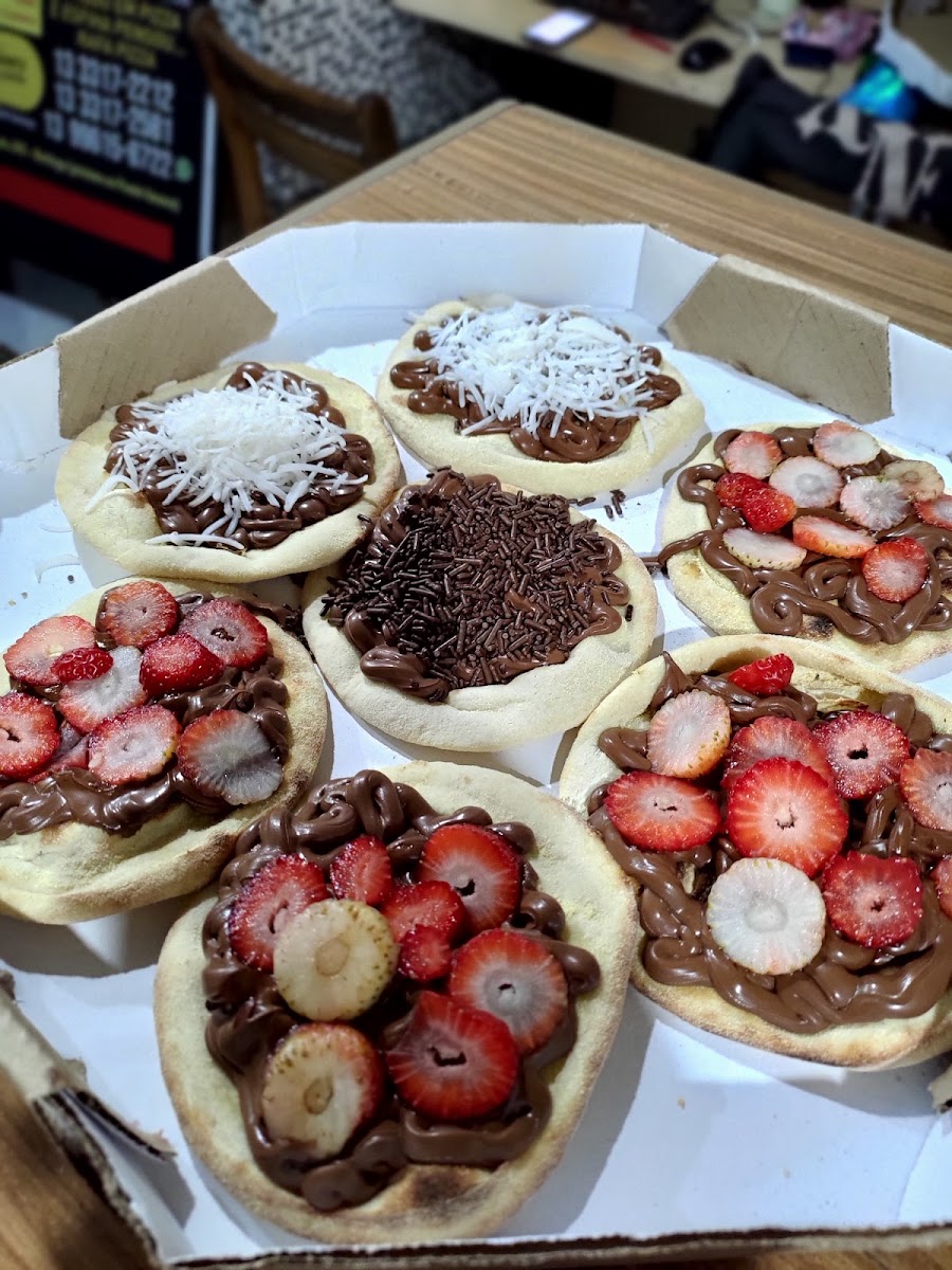 Pizzaria E Esfiharia Rafa Pizza-9